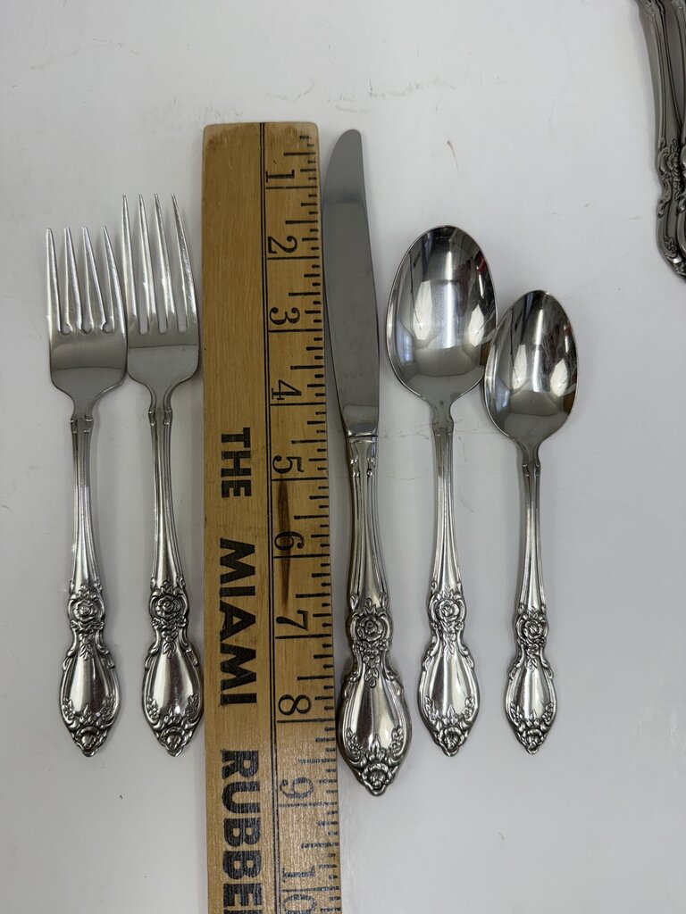 Oneida Community Stainless Arbor Rose Flatware 12 Place Settings 80 Pieces /rw