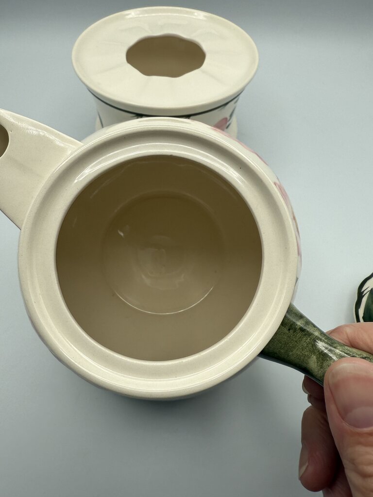 Villeroy & Boch Wild Rose Pattern Tea Pot, Lid & Warmer Stand /roh