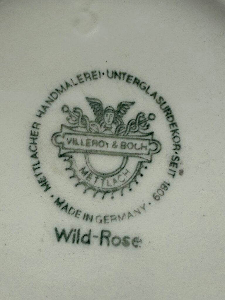 Villeroy & Boch Wild Rose Pattern Tea Pot, Lid & Warmer Stand /roh