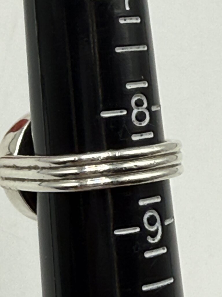 Artisan Signed Sterling Silver Ring Black/White Stone Size 8.5 /ro