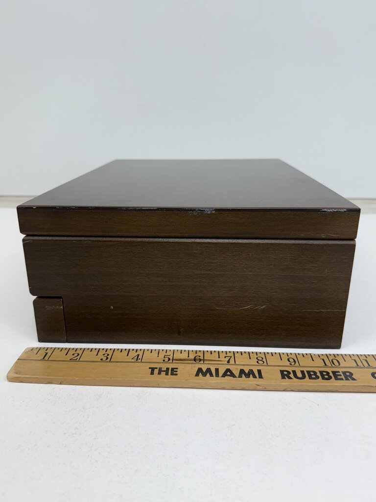 VTG Oneida Community Louisville Pattern Flatware Set of 100 Pieces /ro