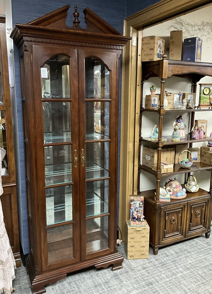 Traditional Style Curio Cabinet