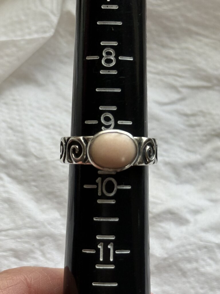 Scrolled Sterling Silver Pink Shell Cabochon Ring Size 9.5 /ro.