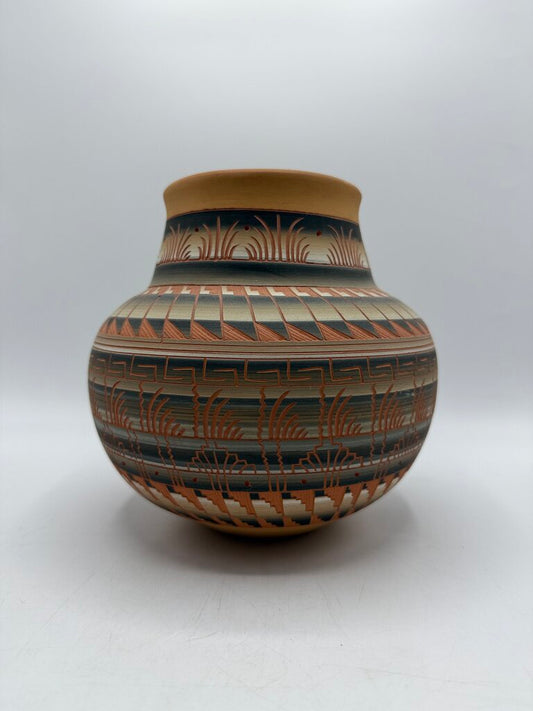 Native American Navajo Etched Clay Pottery 7” EUC /roh