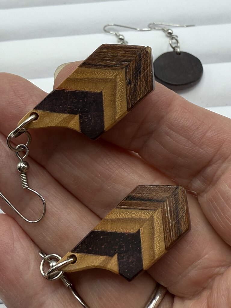 Vintage lot of 4 Pairs of Unique Wood Dangle Pierced Earrings /ro