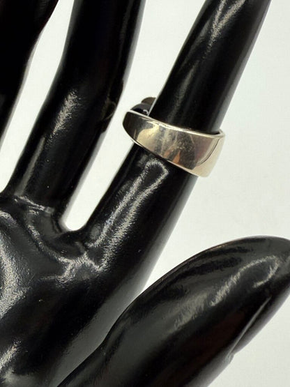 Asymmetrical Sterling Silver Black Onyx Ball Ring Size 6 /ro