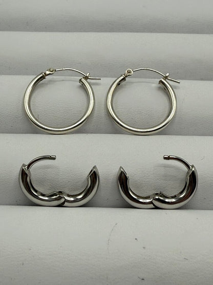 2 Pairs of Sterling Silver Hoop Pierced Earrings 4.95 Grams /ro
