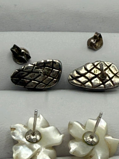 Set of 2 Sterling Silver Post Pierced Earrings Birkenstocks & MOP Flower /ro