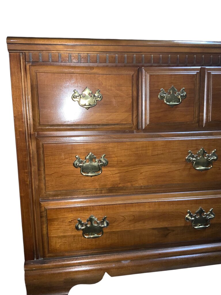 Lea Long Dresser With Mirror