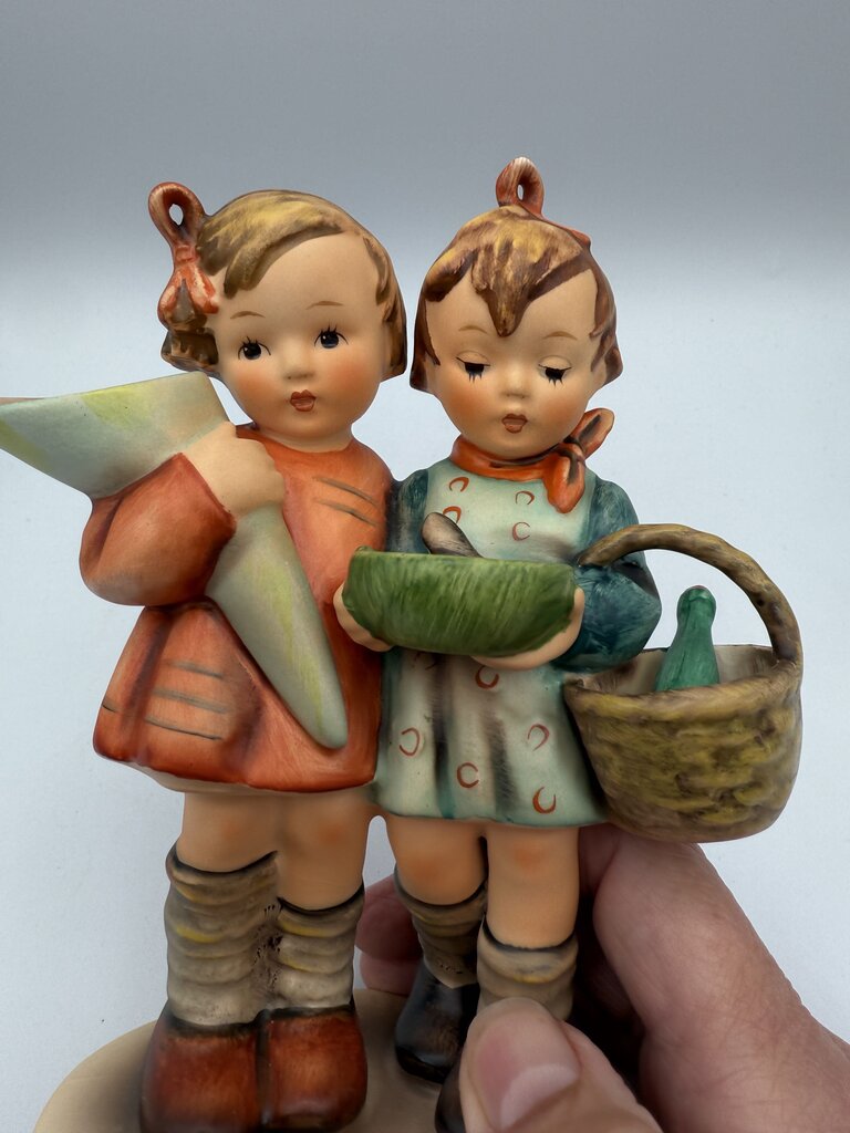 Vintage Hummel “Going to Grandma’s” Figurine 6.5” /roh