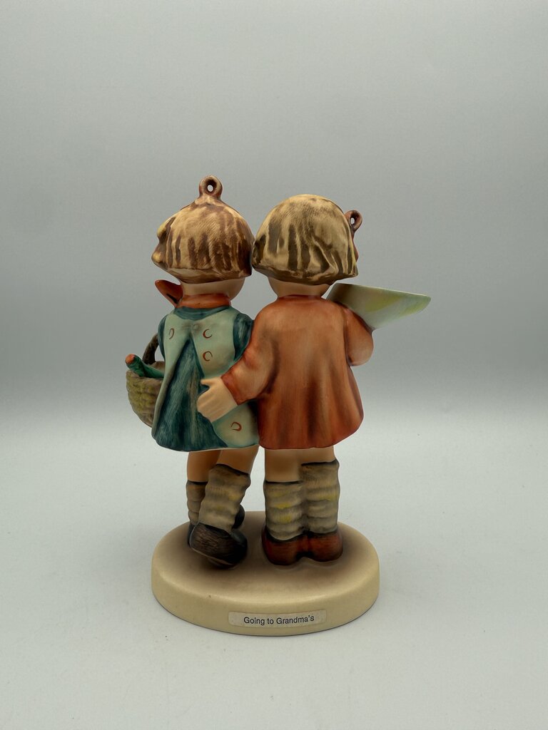 Vintage Hummel “Going to Grandma’s” Figurine 6.5” /roh
