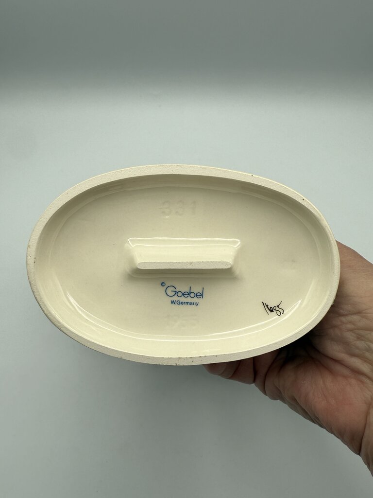 Goebel MJ Hummel “Crossroads” #331 Figurine TMK -6 /roh