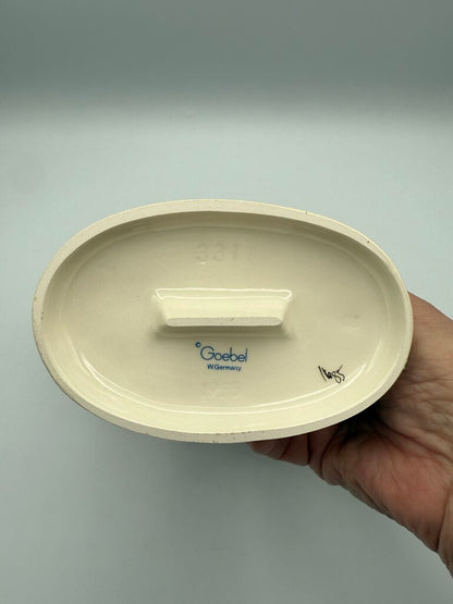 Goebel MJ Hummel “Crossroads” #331 Figurine TMK -6 /roh