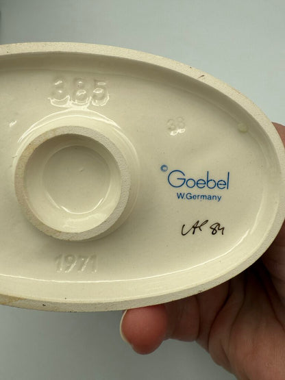 VTG J.M.Hummel “Chicken Licken” Figurine Germany /roh