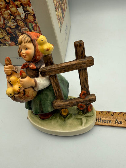 VTG J.M.Hummel “Chicken Licken” Figurine Germany /roh