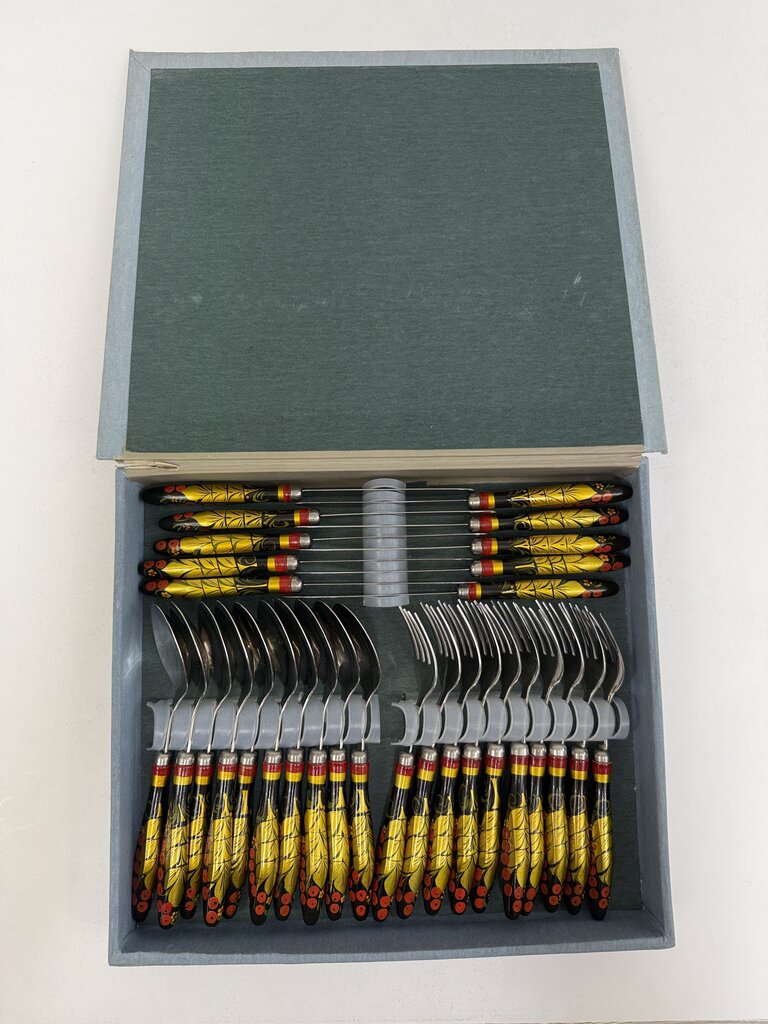 Handpainted Ukrainian Folk Art Flatware 30 pcs. /rw