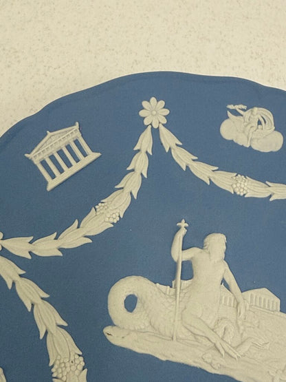 Wedgwood Jasperware Cream Color on Light Blue Poseidon 7” plate 2004 /roh