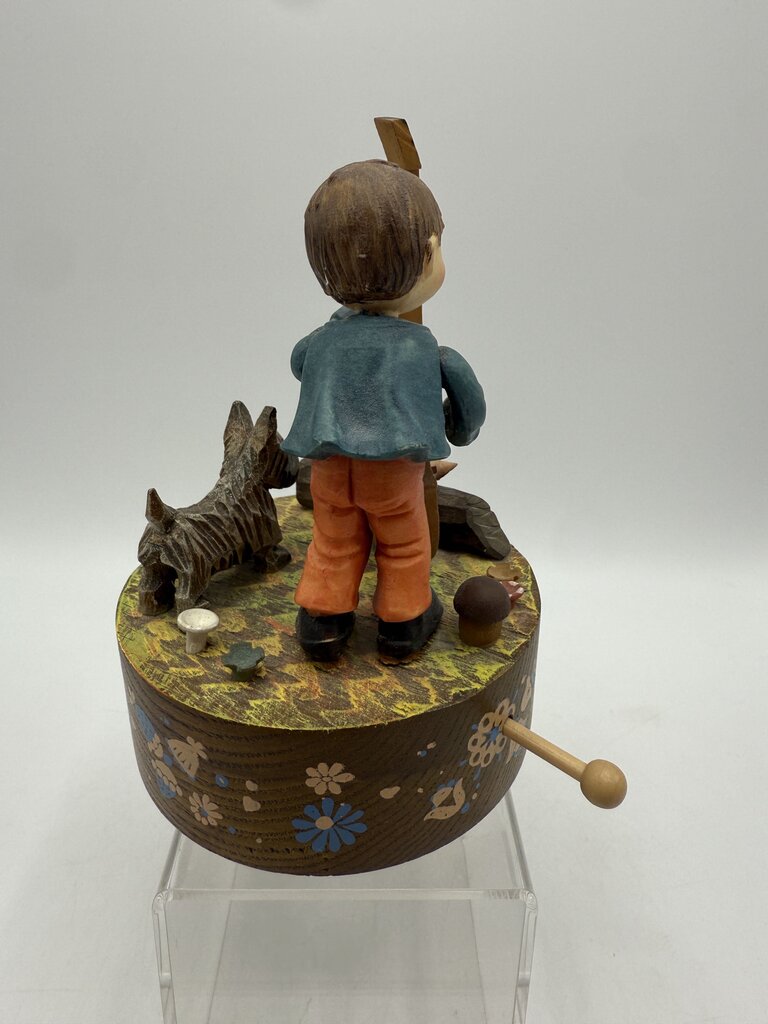 VTG Italian ANRI Music Box Boy Playing Cello If I were a Rich Man /ro