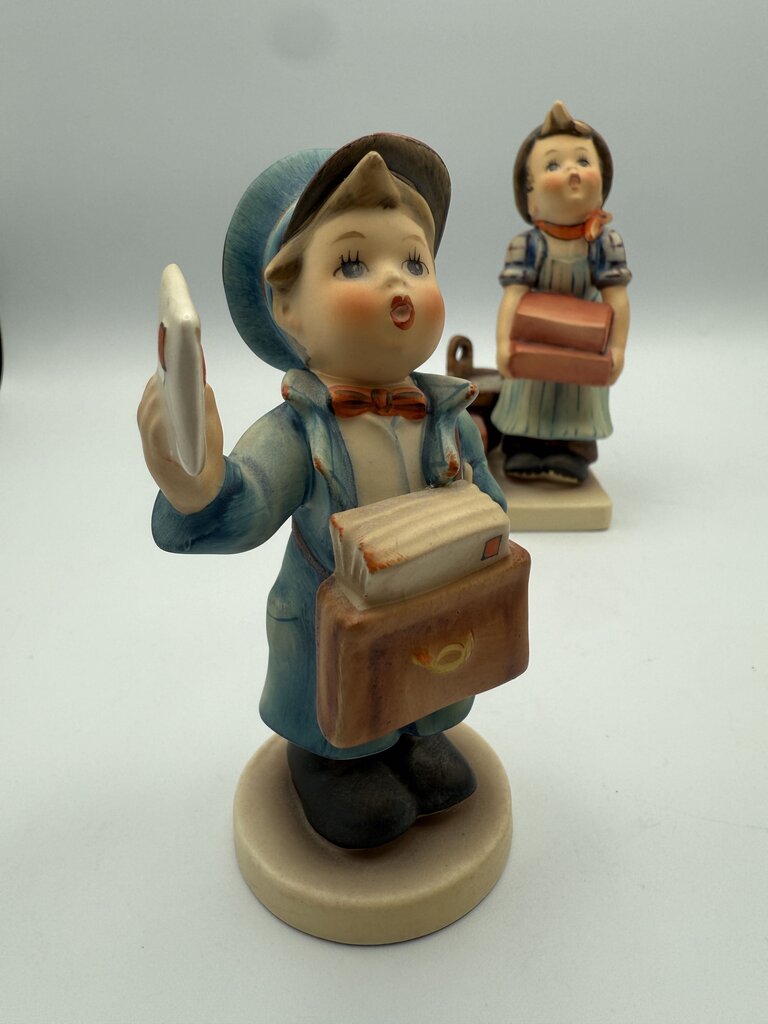 Set of 3 VTG Hummels The Postman, Builder, Cobbler W Germany /roh