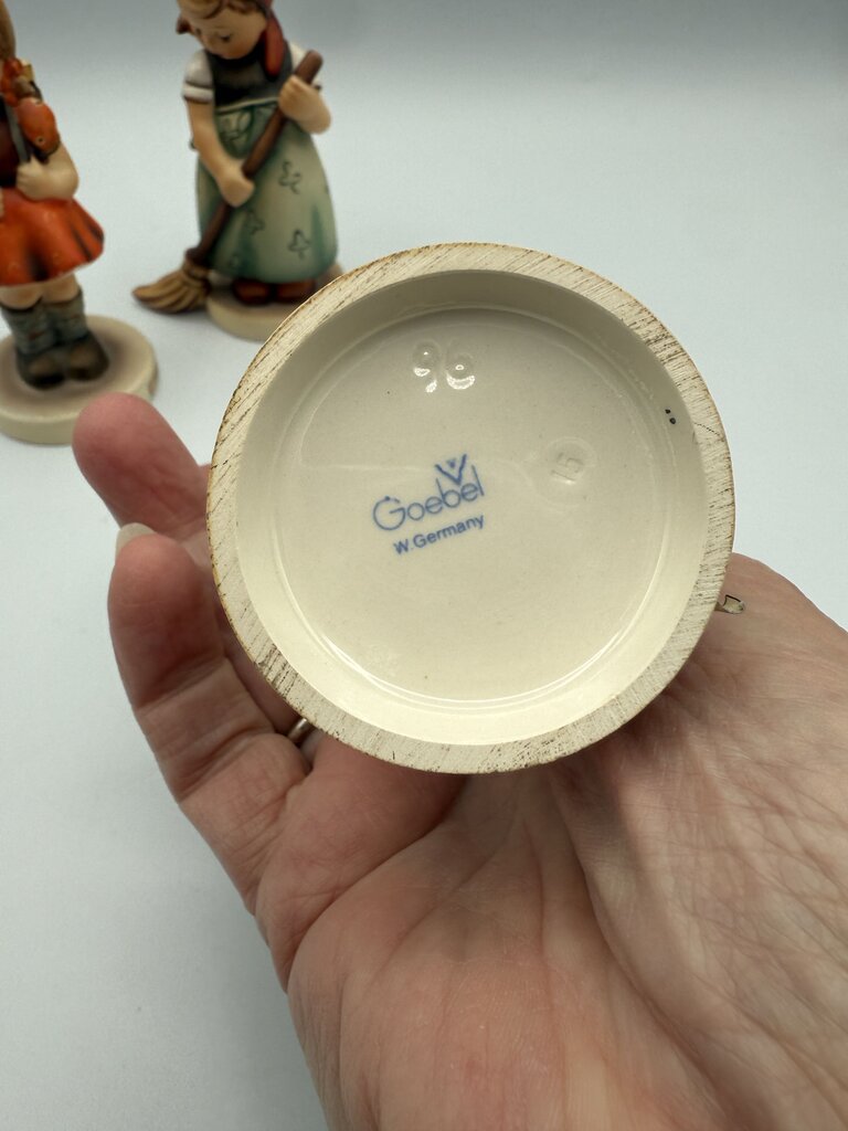 Set of 3 VTG Goebel M.J Hummel Girls Little Sweeper, Little Shopper, School Girl /roh