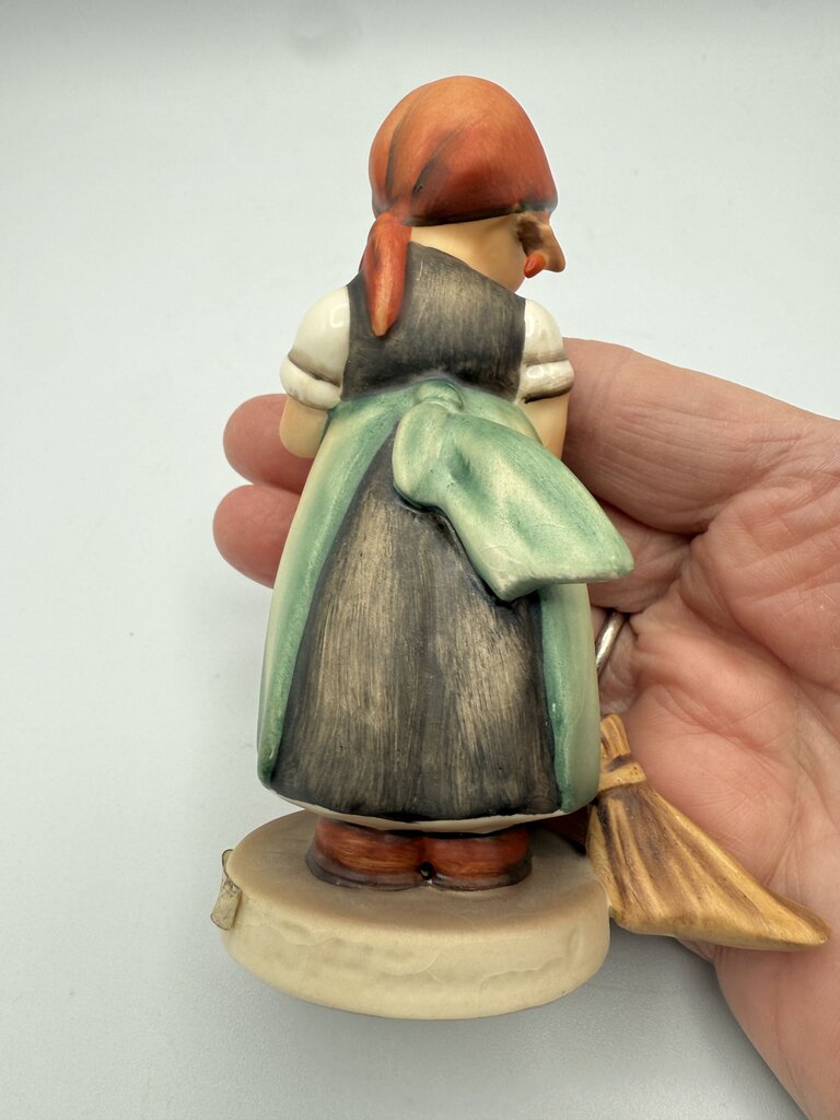 Set of 3 VTG Goebel M.J Hummel Girls Little Sweeper, Little Shopper, School Girl /roh