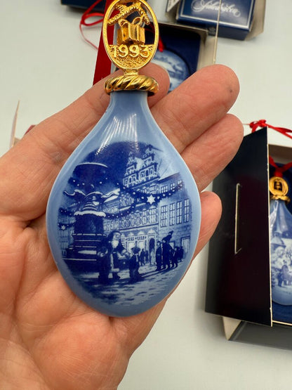 VTG Set of 5 Bing & Grondahl Copenhagen Cobalt Blue Porcelain Ornaments /ro