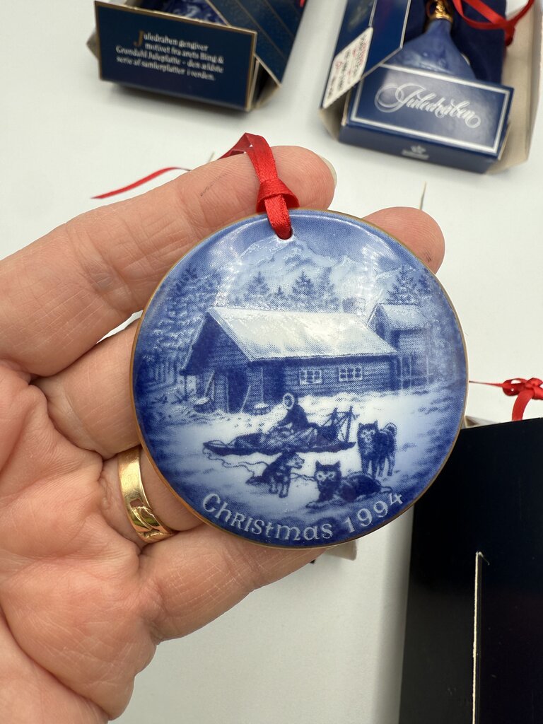 VTG Set of 5 Bing & Grondahl Copenhagen Cobalt Blue Porcelain Ornaments /ro