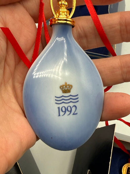 VTG Set of 5 Bing & Grondahl Copenhagen Cobalt Blue Porcelain Ornaments /ro