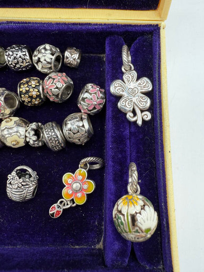 Brighton Jewelry Lot of Flower Theme 20 Beads 6 Charms /ro