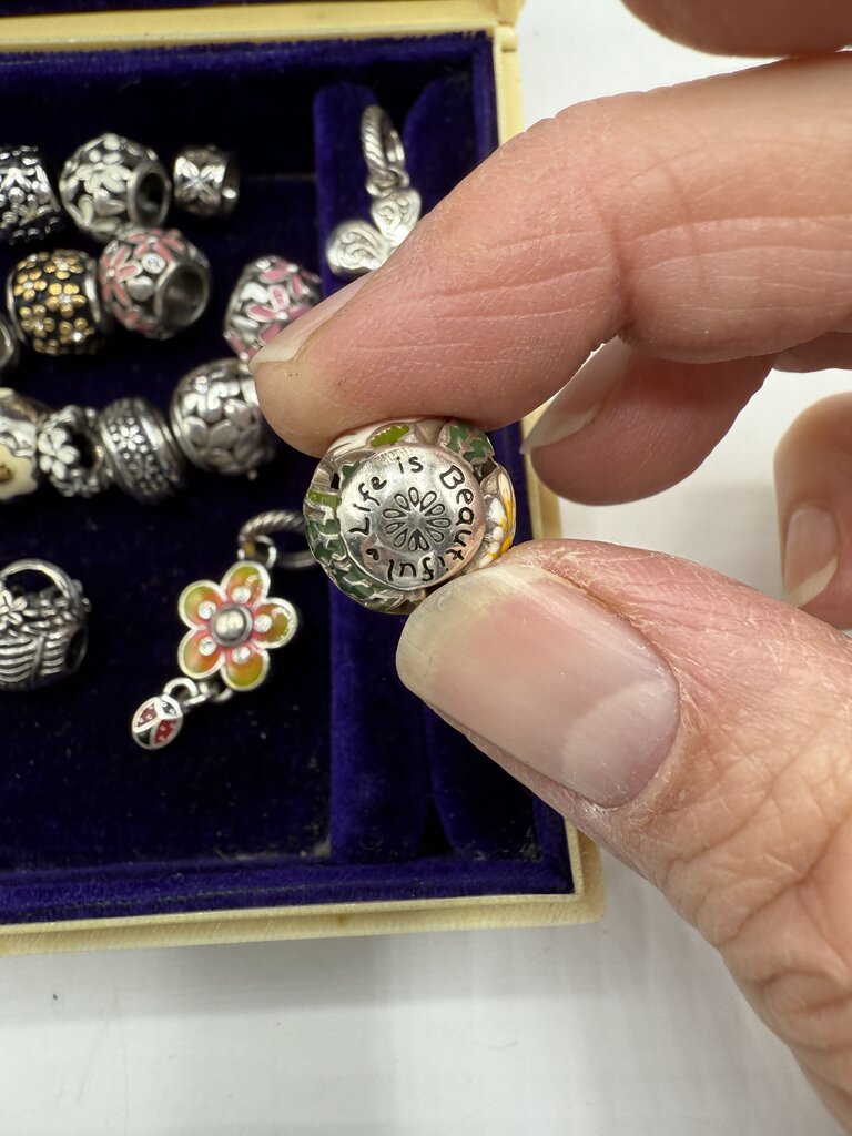 Brighton Jewelry Lot of Flower Theme 20 Beads 6 Charms /ro