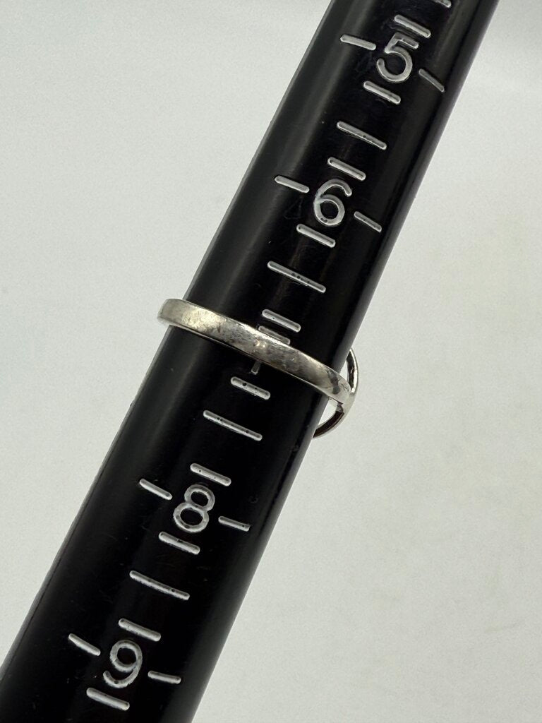 Sterling Silver Ring Size 7 “What Goes Around Comes Around” /ro