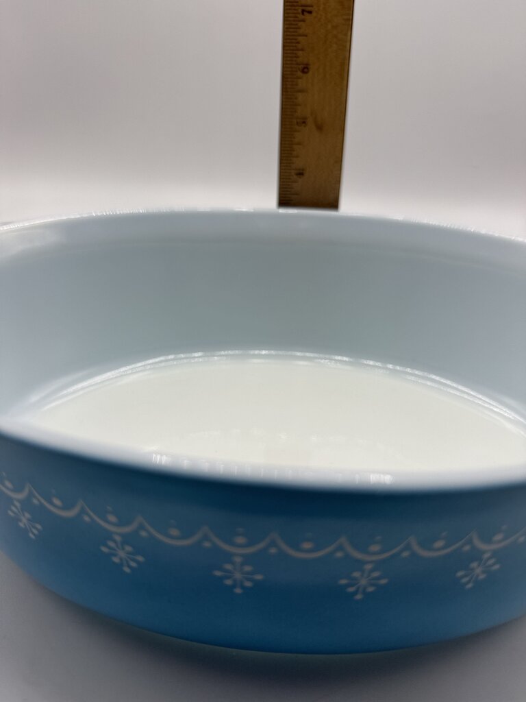 VTG Pyrex Blue Snowflake Garland Casserole 2.5 Qt. /rw