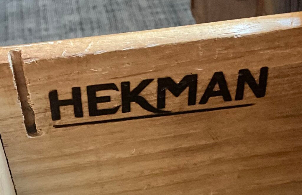 Hekman Desk