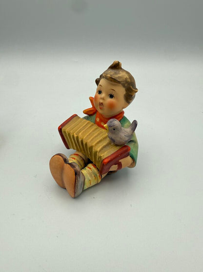 VTG Hummel Figurines “Let’s Sing” & “Serenade” V stamp /roh