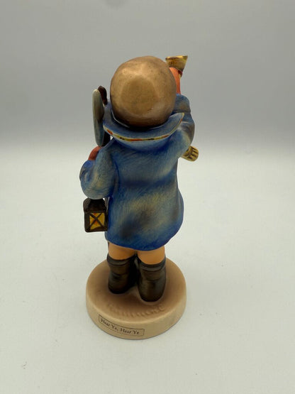 VTG M.J. Hummels “Accordian Boy” & “Hear Ye, Hear Ye” Figurines /roh