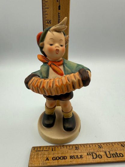 VTG M.J. Hummels “Accordian Boy” & “Hear Ye, Hear Ye” Figurines /roh