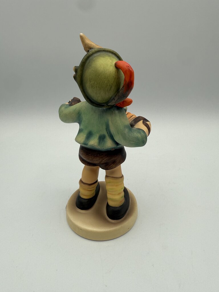 VTG M.J. Hummels “Accordian Boy” & “Hear Ye, Hear Ye” Figurines /roh