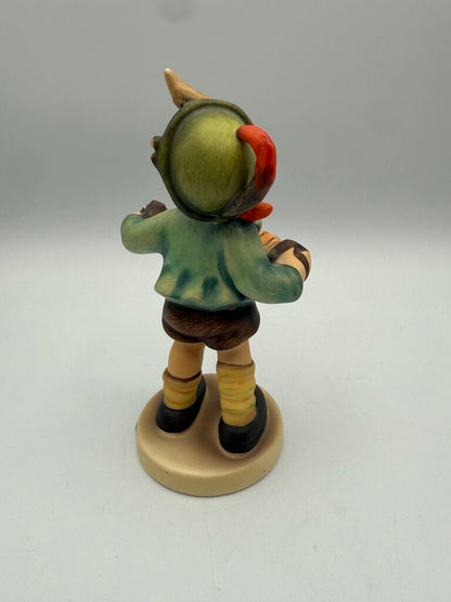 VTG M.J. Hummels “Accordian Boy” & “Hear Ye, Hear Ye” Figurines /roh