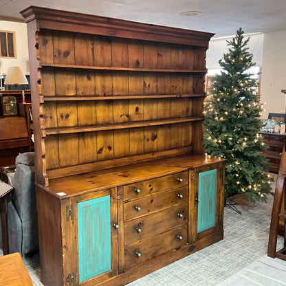 Farmhouse Styled Hutch