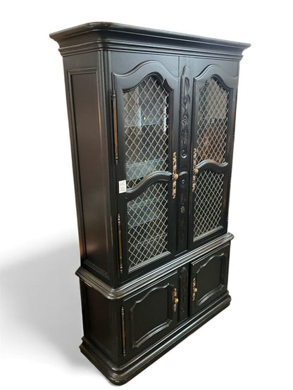 Lighted Hutch