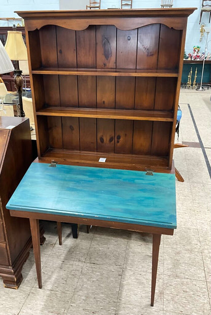 Pine Desk w/ Hutch
