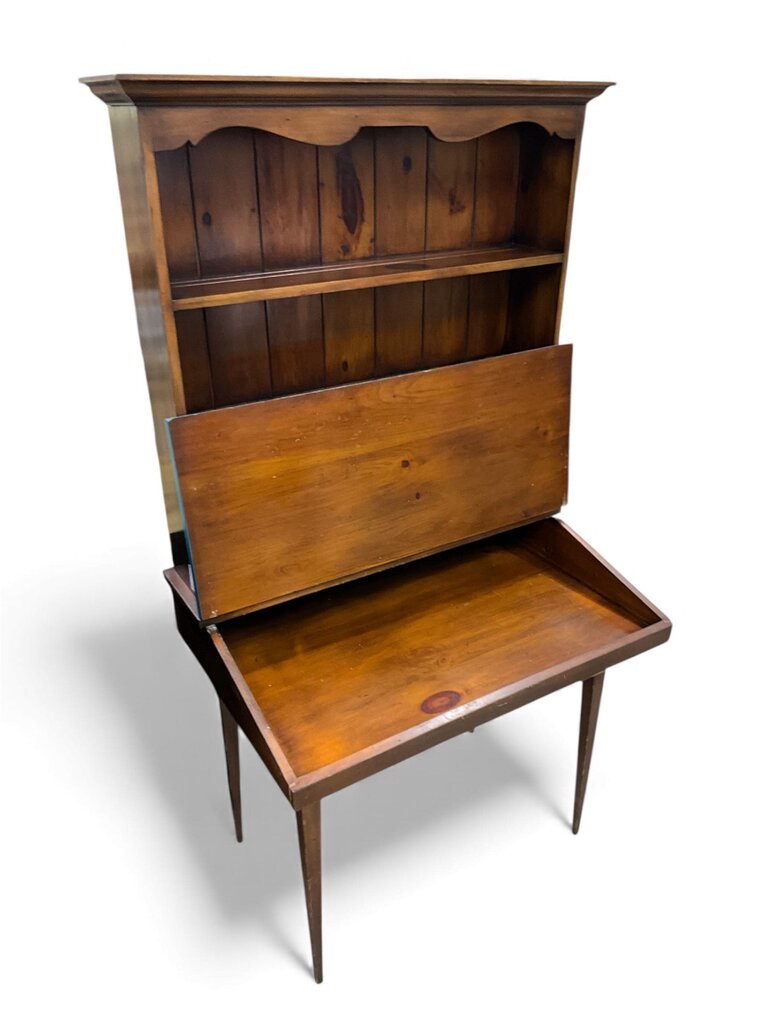 Pine Desk w/ Hutch