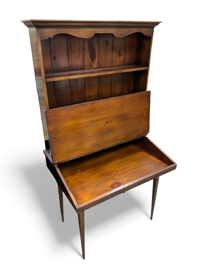 Pine Desk w/ Hutch