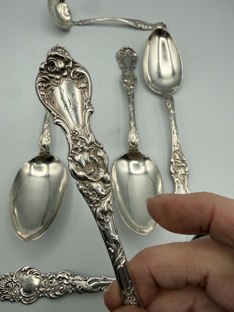 Mixed lot of 6 Silver Plate Serving Spoons, Wallace, 1847 Rogers Bros. /ro