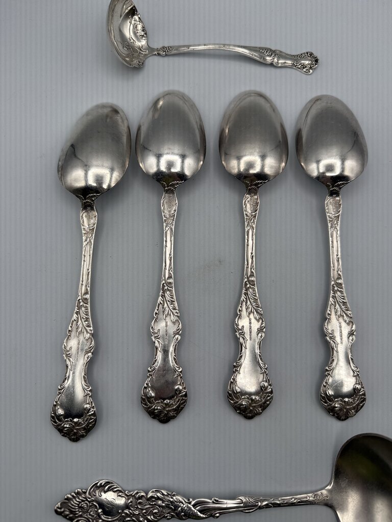 Mixed lot of 6 Silver Plate Serving Spoons, Wallace, 1847 Rogers Bros. /ro