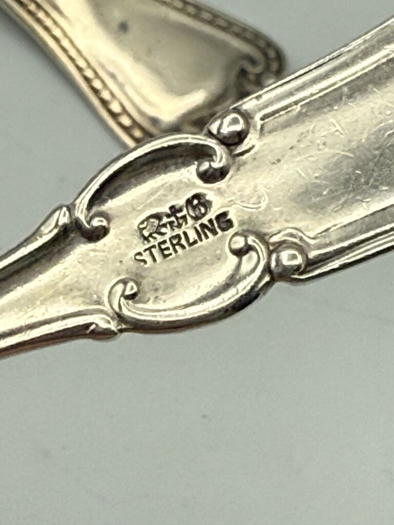 Antique set of 5 Sterling Silver teaspoons 68 grams /ro