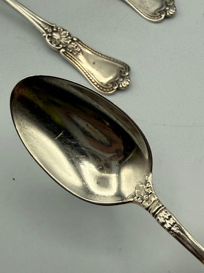 Antique set of 5 Sterling Silver teaspoons 68 grams /ro