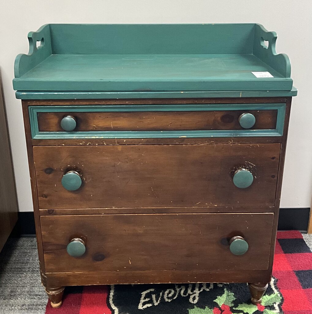 3 Drawer w/ Tray