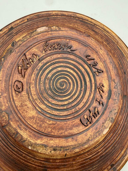 Ellen Evan’s Terrafirma Pottery Grape Grape Leaves 7.75” diam Bowl /roh