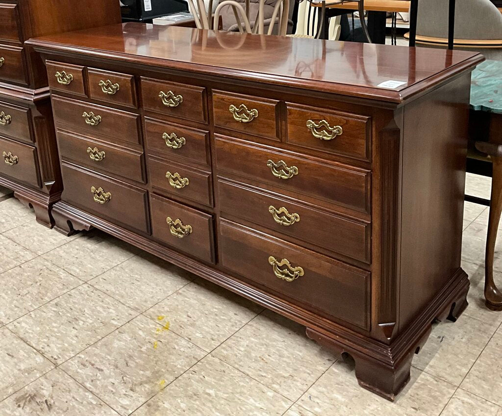 12 Drawer Dresser